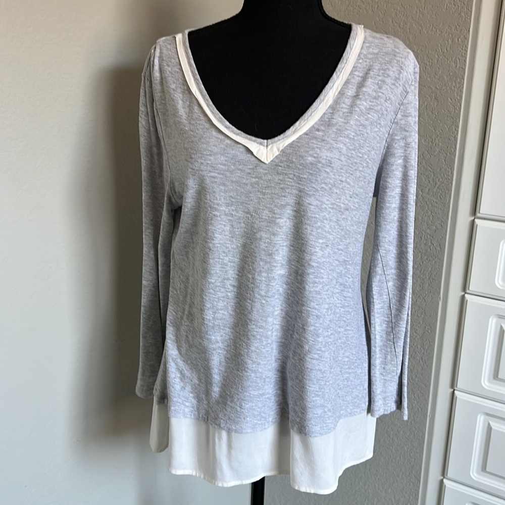 Vince Camuto Medium Gray Blouse